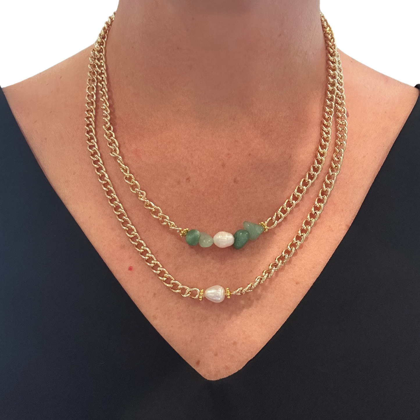 small gold curve chain + fresh water pearl + green aventurine chips